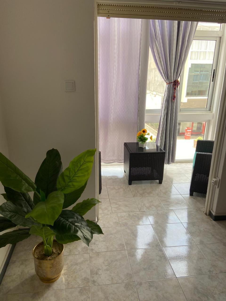 Lovely Apartment In Mindelo City Center Ngoại thất bức ảnh